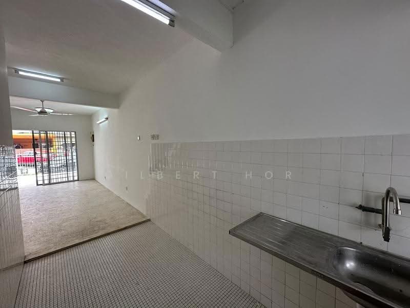 2-storey Terraced House for Sale in Taman Sri Gombak (Batu Caves) - Gilbert Hor - Kitchen - PropertyGuru.com.my