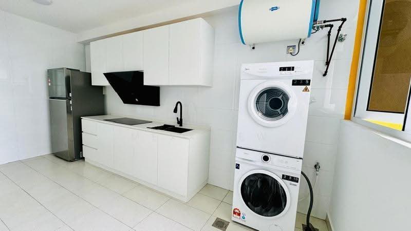 Condominium for Sale at D'Suites Akasia Horizon @ Horizon Hills - Mexx Lew - Kitchen - PropertyGuru.com.my