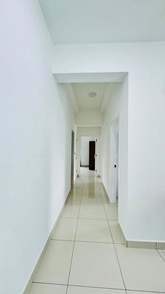 Condominium for Sale at D'Suites Akasia Horizon @ Horizon Hills - Mexx Lew - Corridor - PropertyGuru.com.my