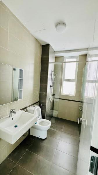 Condominium for Sale at D'Suites Akasia Horizon @ Horizon Hills - Mexx Lew - Bathroom - PropertyGuru.com.my