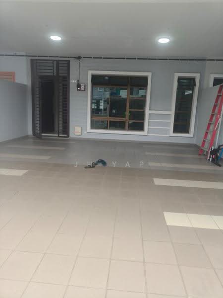 Rumah Teres 2-Tingkat untuk Disewa di Taman Lagenda Putra (Kulai) - JH Yap - Exterior - PropertyGuru.com.my