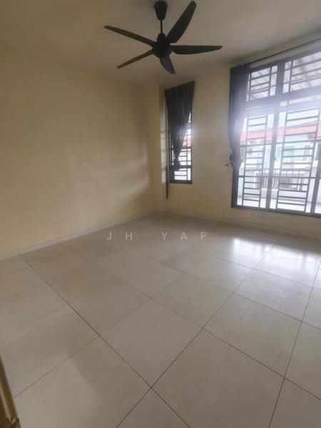 Rumah Teres 2-Tingkat untuk Disewa di Taman Lagenda Putra (Kulai) - JH Yap - Interior - PropertyGuru.com.my