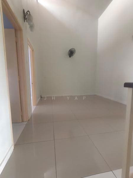 Rumah Teres 2-Tingkat untuk Disewa di Taman Lagenda Putra (Kulai) - JH Yap - Interior - PropertyGuru.com.my
