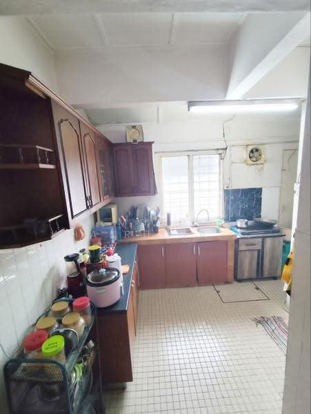 2-storey Terraced House for Sale in Taman Gombak (Batu Caves) - Muhd Khairulnawawi Kamaruddin - Kitchen - PropertyGuru.com.my