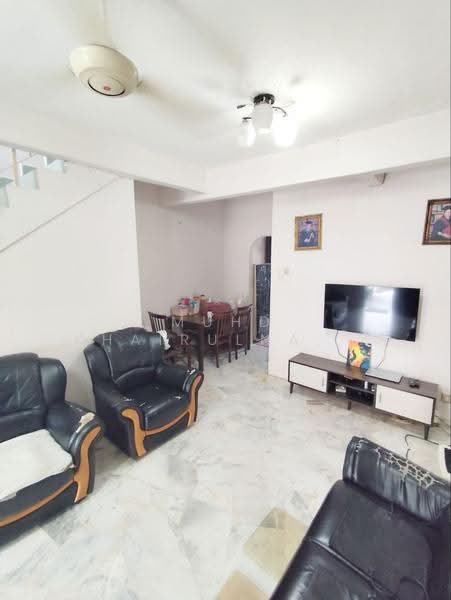 2-storey Terraced House for Sale in Taman Gombak (Batu Caves) - Muhd Khairulnawawi Kamaruddin - Living Room - PropertyGuru.com.my