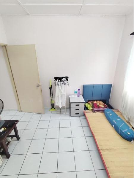 2-storey Terraced House for Sale in Taman Gombak (Batu Caves) - Muhd Khairulnawawi Kamaruddin - Bedroom - PropertyGuru.com.my
