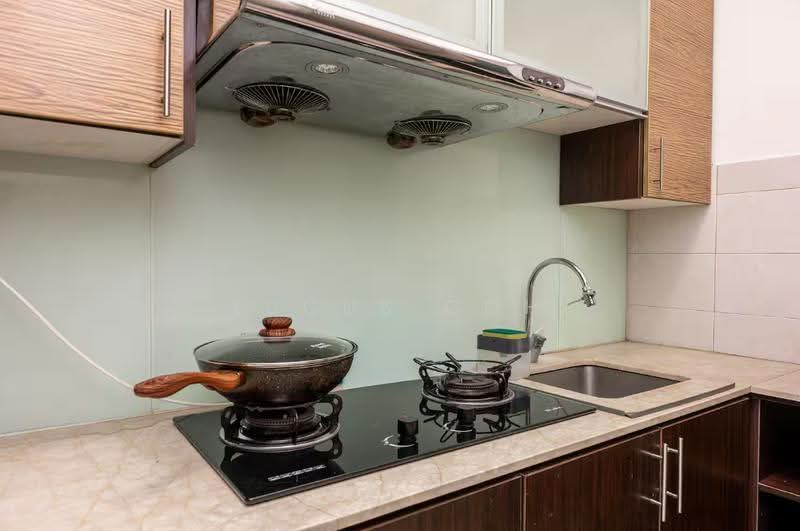 Kediaman Servis untuk Dijual di Alanis Residence - Lucus Goh - Kitchen - PropertyGuru.com.my
