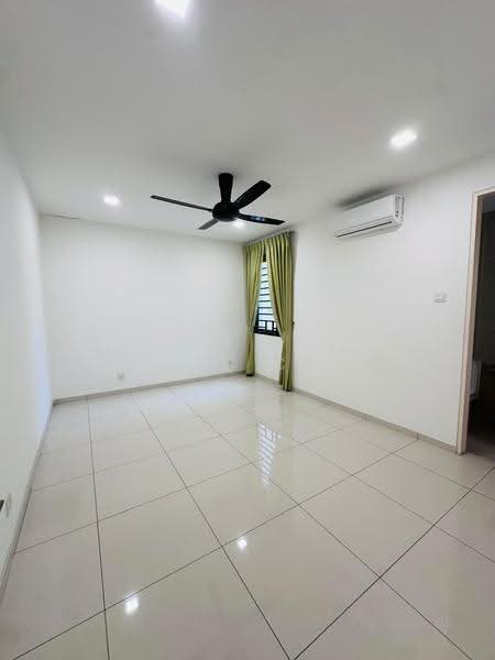 3-storey Terraced House for Rent in Lake Fields (Sungai Besi) - Umins Choy - Interior - PropertyGuru.com.my