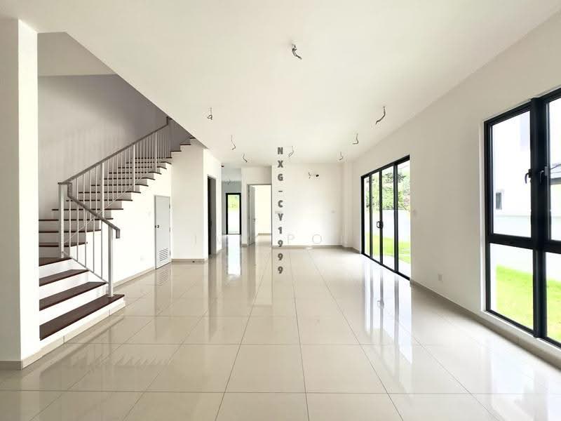 Semi-Detached House for Rent in Setia Alam (Selangor) - Ivy Por - Living Room - PropertyGuru.com.my