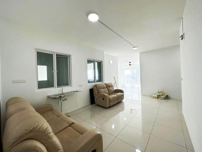 Kondominium untuk Disewa di The Clovers - Jerry Tan - Living Room - PropertyGuru.com.my