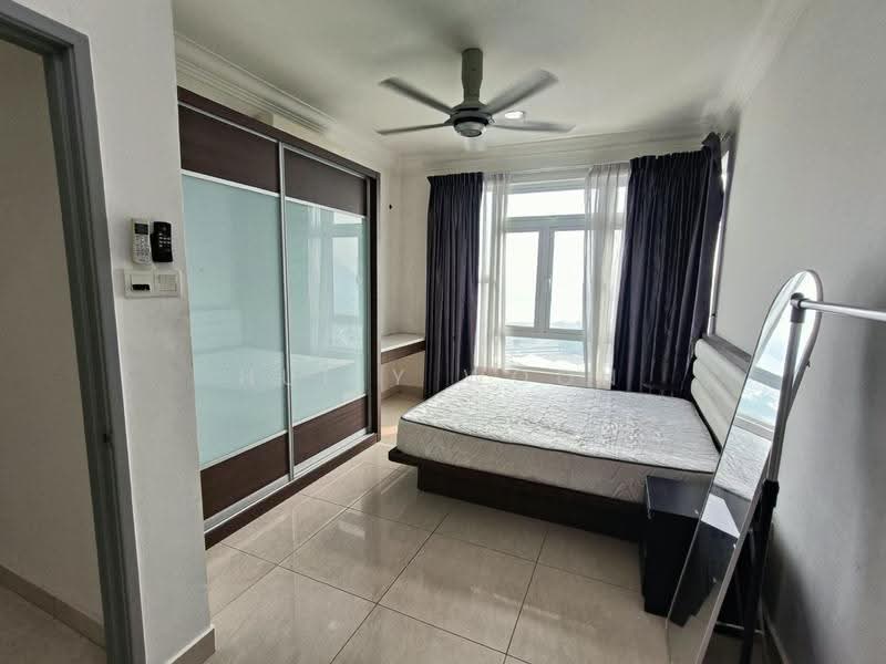 Kediaman Servis untuk Disewa di Pangsapuri Tanah Emas (Golden Sands) - Huily Woon - Bedroom - PropertyGuru.com.my