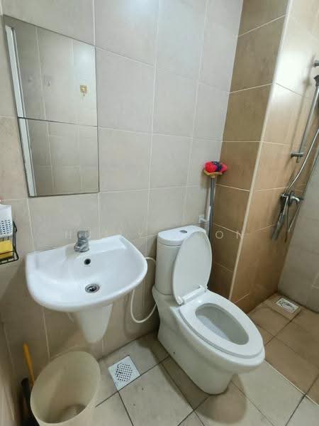 Kediaman Servis untuk Disewa di Pangsapuri Tanah Emas (Golden Sands) - Huily Woon - Bathroom - PropertyGuru.com.my