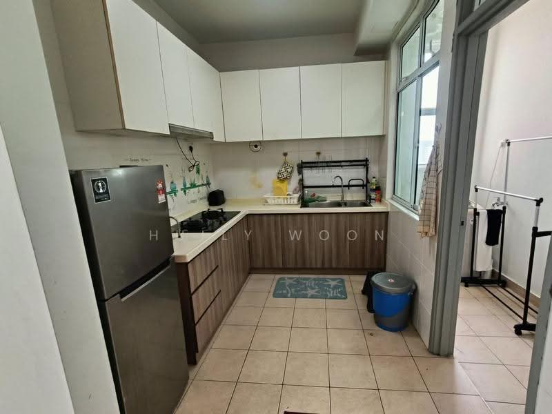 Kediaman Servis untuk Disewa di Pangsapuri Tanah Emas (Golden Sands) - Huily Woon - Kitchen - PropertyGuru.com.my