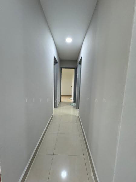 Condominium for Rent at Bayu Tasik 1 - Tiffany Tan - Corridor - PropertyGuru.com.my