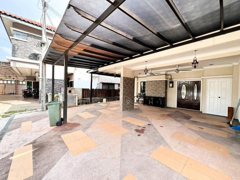 Semi-Detached House for Sale in Sungai Merab Luar (Dengkil) - Azli Ibrahim - Exterior - PropertyGuru.com.my
