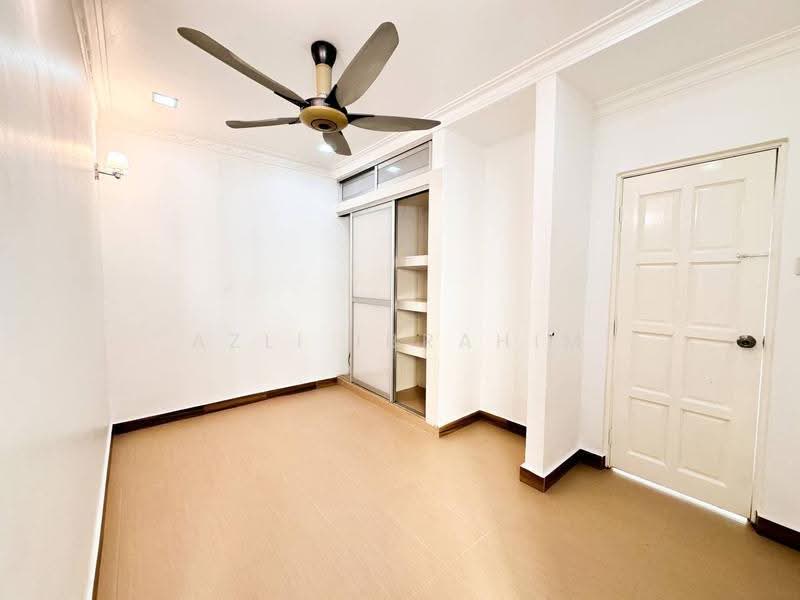 Semi-Detached House for Sale in Sungai Merab Luar (Dengkil) - Azli Ibrahim - Interior - PropertyGuru.com.my