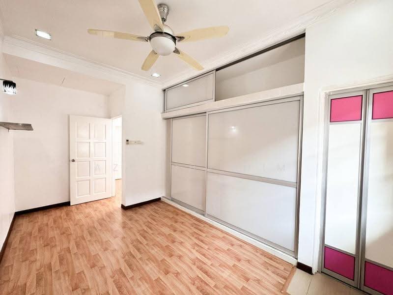 Semi-Detached House for Sale in Sungai Merab Luar (Dengkil) - Azli Ibrahim - Interior - PropertyGuru.com.my