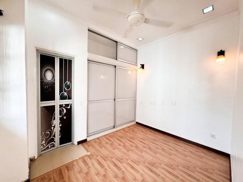 Semi-Detached House for Sale in Sungai Merab Luar (Dengkil) - Azli Ibrahim - Interior - PropertyGuru.com.my