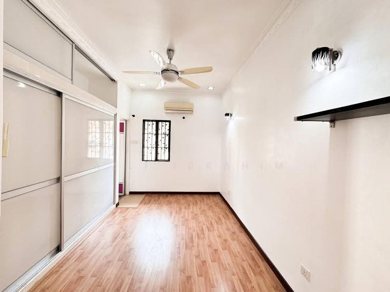 Semi-Detached House for Sale in Sungai Merab Luar (Dengkil) - Azli Ibrahim - Interior - PropertyGuru.com.my