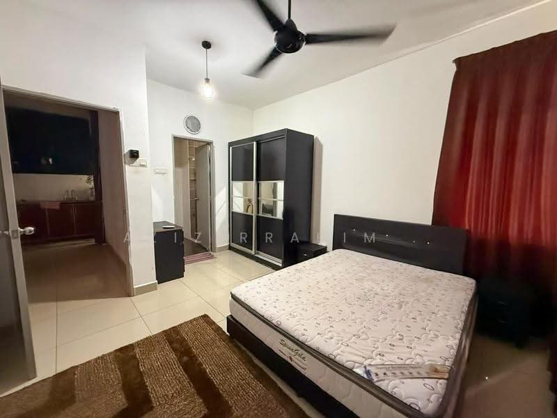 Kondominium untuk Disewa di Dwiputra Residences - Azizirrahim . - Bedroom - PropertyGuru.com.my