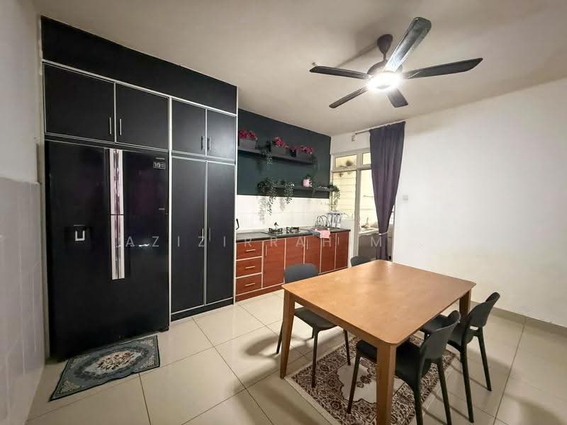 Kondominium untuk Disewa di Dwiputra Residences - Azizirrahim . - Kitchen - PropertyGuru.com.my
