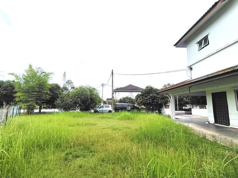 Rumah Teres 2-Tingkat untuk Dijual di Taman Impian Putra (Bangi) - Azli Ibrahim - Exterior - PropertyGuru.com.my