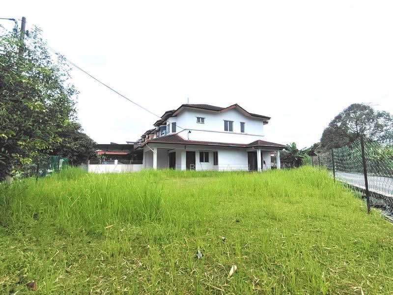 Rumah Teres 2-Tingkat untuk Dijual di Taman Impian Putra (Bangi) - Azli Ibrahim - Exterior - PropertyGuru.com.my