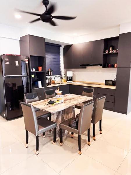 Kondominium untuk Disewa di Golden Triangle 2 - Jerry Tan - Kitchen - PropertyGuru.com.my
