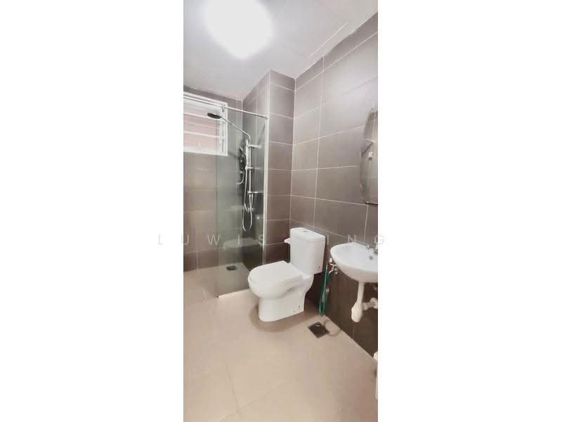 Condominium for Rent at Mutiara Ville - Luwis Ling - Bathroom - PropertyGuru.com.my