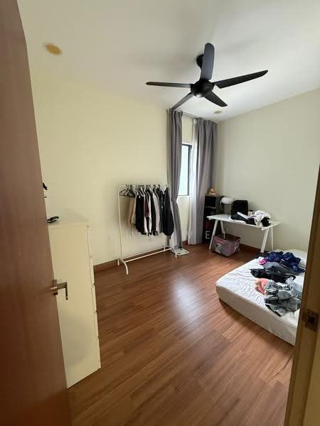 Kondominium untuk Disewa di KM1 West - Chun Wei - Bedroom - PropertyGuru.com.my