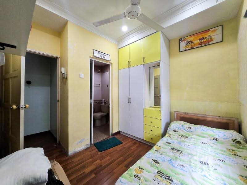 2-storey Terraced House for Sale in Taman Setiawangsa (Setiawangsa) - Zul Syafiq - Bedroom - PropertyGuru.com.my