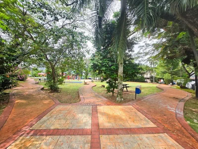 2-storey Terraced House for Sale in Taman Setiawangsa (Setiawangsa) - Zul Syafiq - Garden - PropertyGuru.com.my