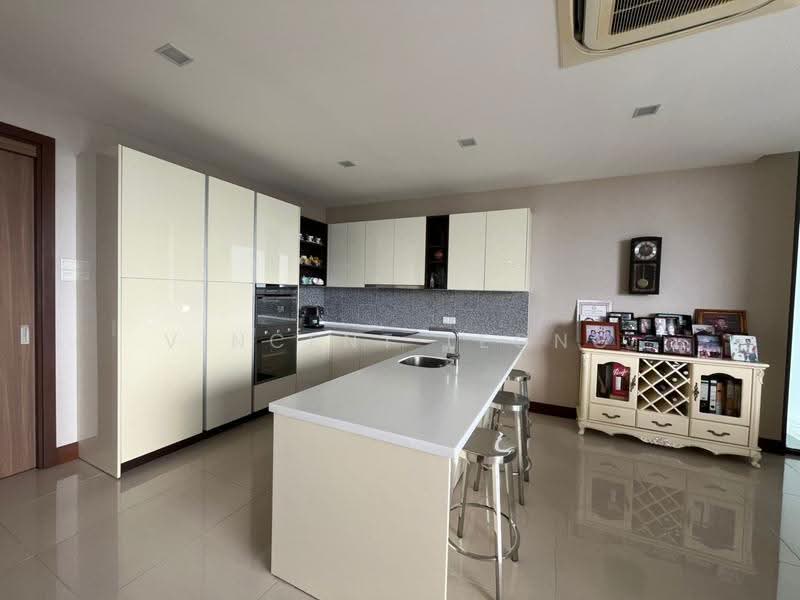 Condominium for Sale at Harrington Suites - Vincent Leong - Kitchen - PropertyGuru.com.my