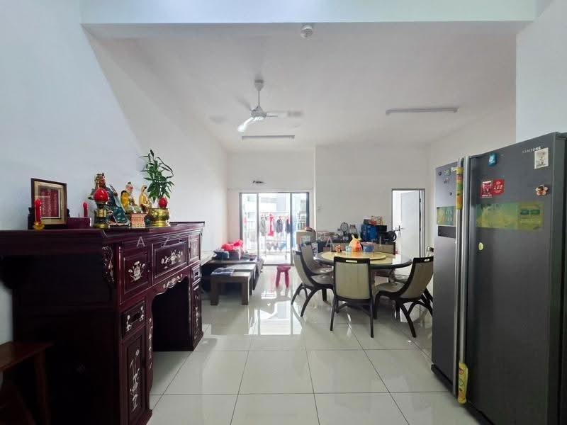 Condominium for Sale at Damai Vista - Azli Ibrahim - Living Room - PropertyGuru.com.my