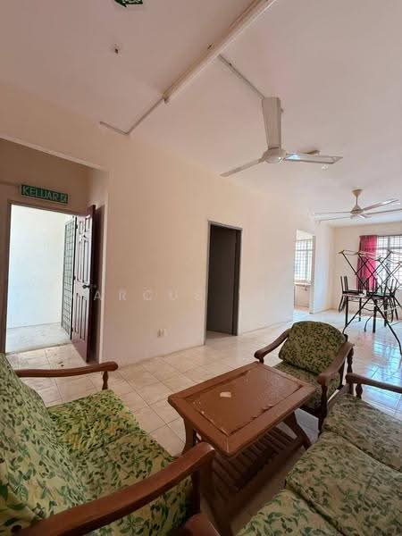 Apartment for Sale at Seremban Putra - Marcus Yeow - Living Room - PropertyGuru.com.my