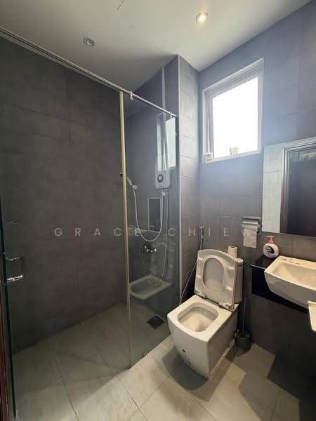 Service Residence for Sale at Paragon Suites @ CIQ - Grace Chiew - Bathroom - PropertyGuru.com.my