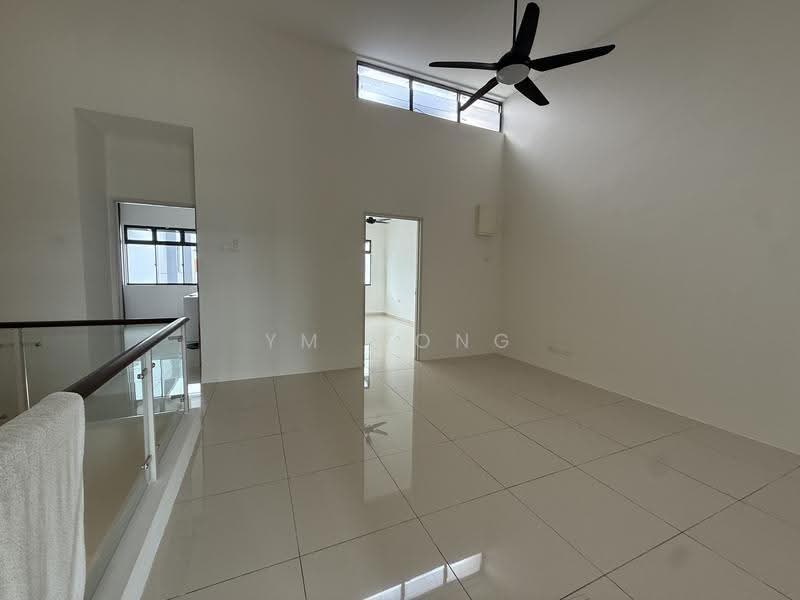 2-storey Terraced House for Sale in Taman Sutera Utama (Skudai) - Ym Wong - Living Room - PropertyGuru.com.my