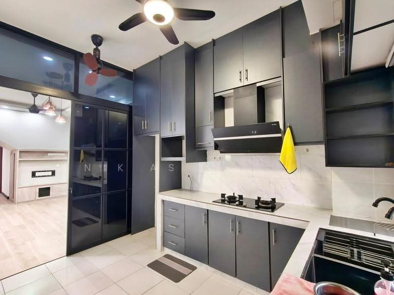 Townhouse for Sale in Cybersouth (Dengkil) - NIK ASYRAF NS - Kitchen - PropertyGuru.com.my