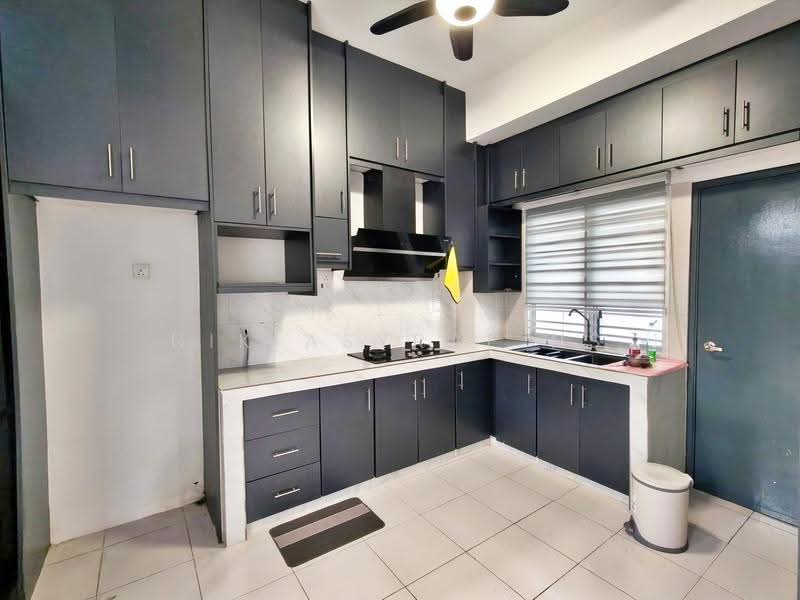 Townhouse for Sale in Cybersouth (Dengkil) - NIK ASYRAF NS - Kitchen - PropertyGuru.com.my