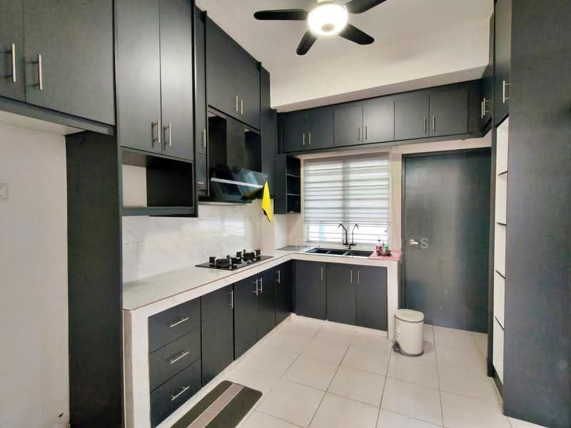 Townhouse for Sale in Cybersouth (Dengkil) - NIK ASYRAF NS - Kitchen - PropertyGuru.com.my