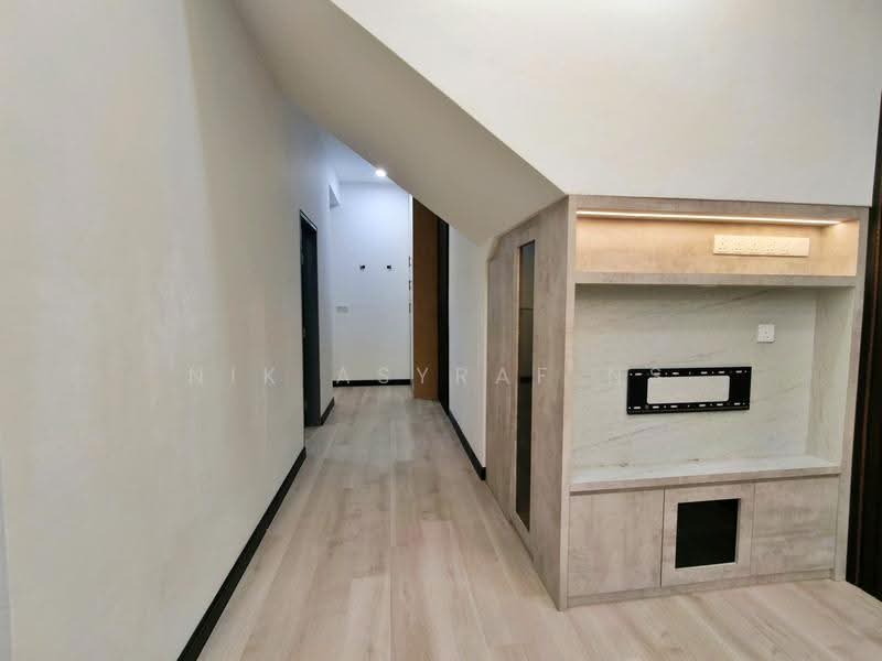 Townhouse for Sale in Cybersouth (Dengkil) - NIK ASYRAF NS - Corridor - PropertyGuru.com.my