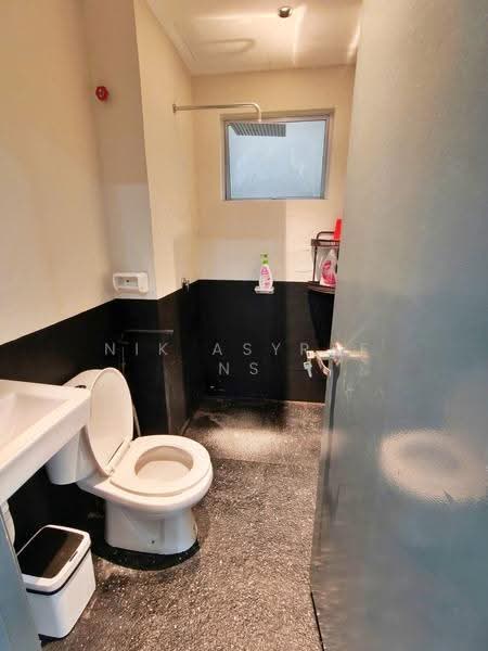 Townhouse for Sale in Cybersouth (Dengkil) - NIK ASYRAF NS - Bathroom - PropertyGuru.com.my
