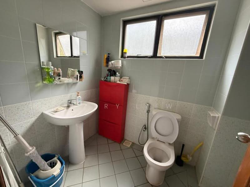 Condominium for Sale at Cyber Heights Villa - Henry Liew - Bathroom - PropertyGuru.com.my
