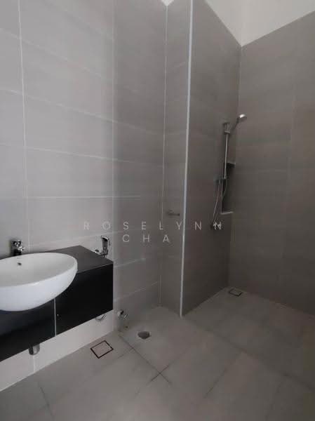 Semi-Detached House for Sale in Eco Spring (Johor Bahru) - Roselynn Chai - Bathroom - PropertyGuru.com.my