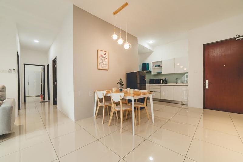 Service Residence for Rent at 8Scape Residence @ Sutera - Steve Seah - Dining Room - PropertyGuru.com.my