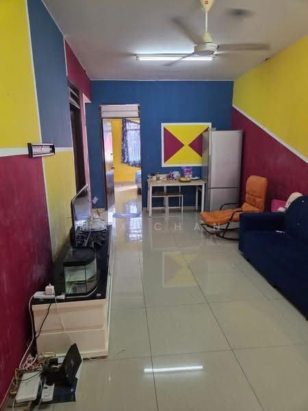 Apartment for Sale at Mentari Court - Max Chan - Living Room - PropertyGuru.com.my