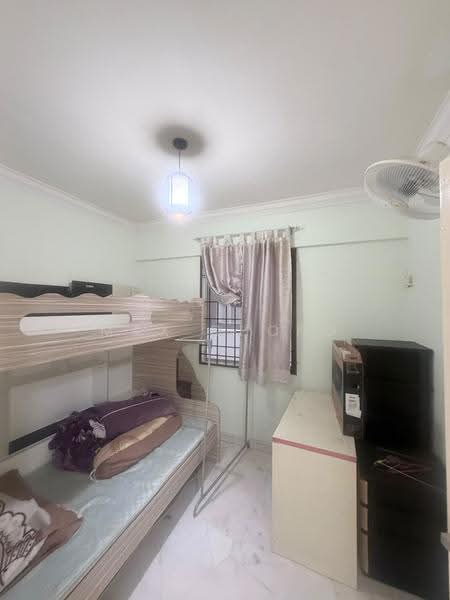 Apartment for Rent at Pangsapuri Seri Pinang - Max Chong - Bedroom - PropertyGuru.com.my