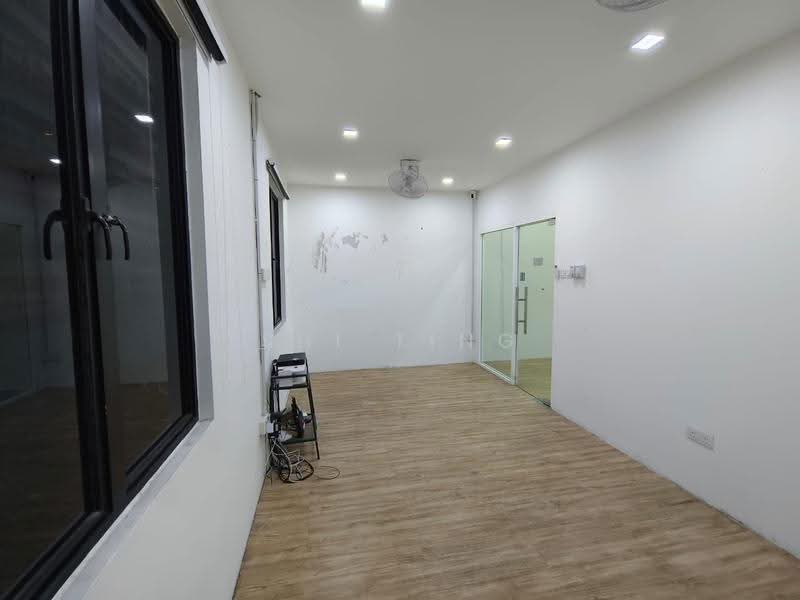 Shop / Office for Rent in Johor Bahru (Johor) - Shi Ting - Interior - PropertyGuru.com.my