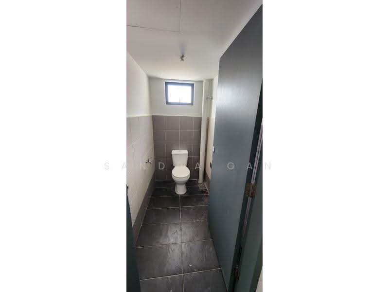 Shop / Office for Rent in Bandar Baru Permas Jaya (Permas Jaya) - Sandra Gan - Bathroom - PropertyGuru.com.my