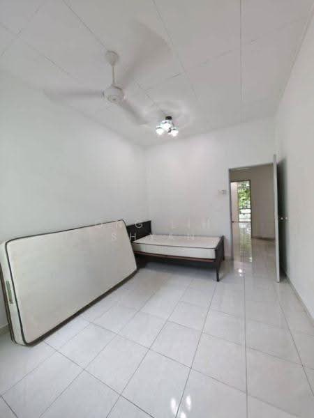 2-storey Terraced House for Sale in Taman JP Perdana (Johor Bahru) - Ong Lih Shyan - Bedroom - PropertyGuru.com.my